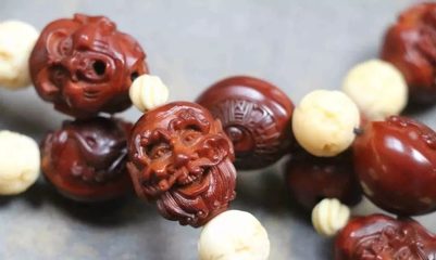 玩核季節到!這三步助您玩出紅潤橄欖核雕