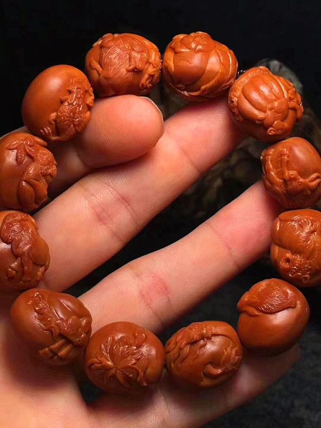 百匠訣核雕-為什么說水晶核是橄欖核中之王呢?