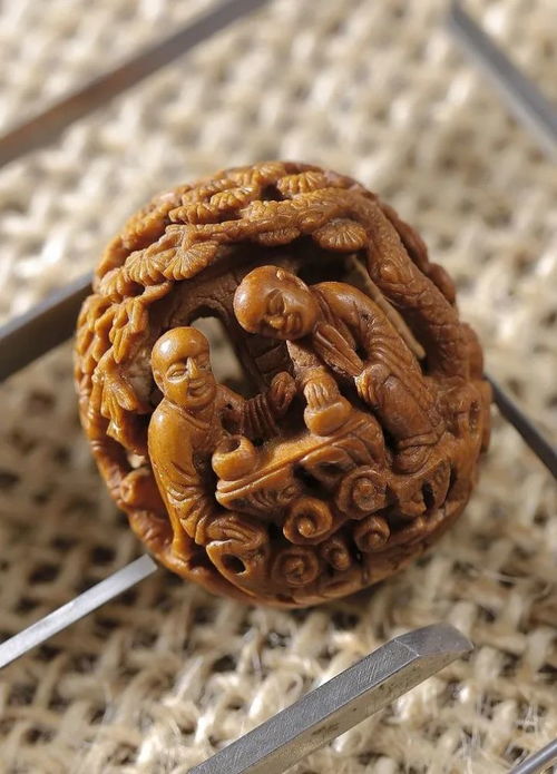 方寸之間氣象萬千,河北永清核雕 會說話