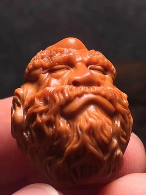 《達摩八祖》:須華青大師的橄欖核雕藝術之作