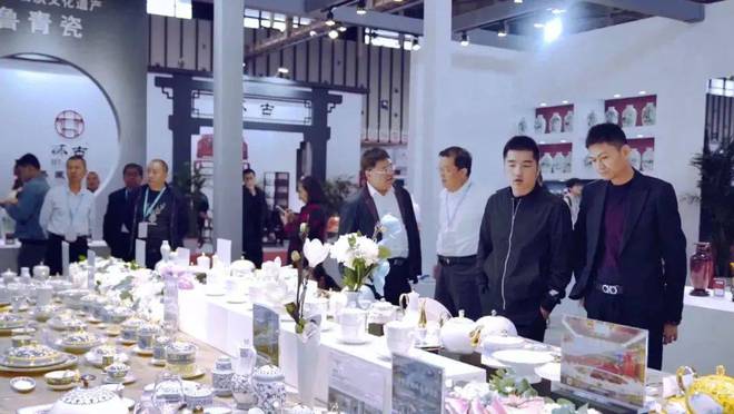 核雕藝術(shù)：于方寸之間，雕琢匠心之美