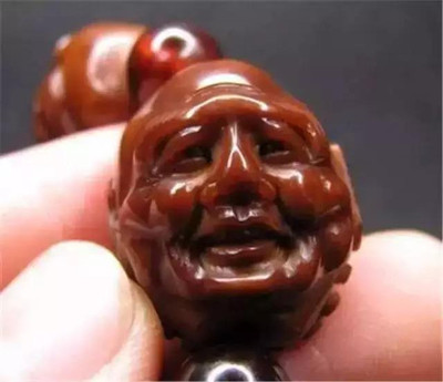 文玩包漿之美 核雕藝術的光華蛻變