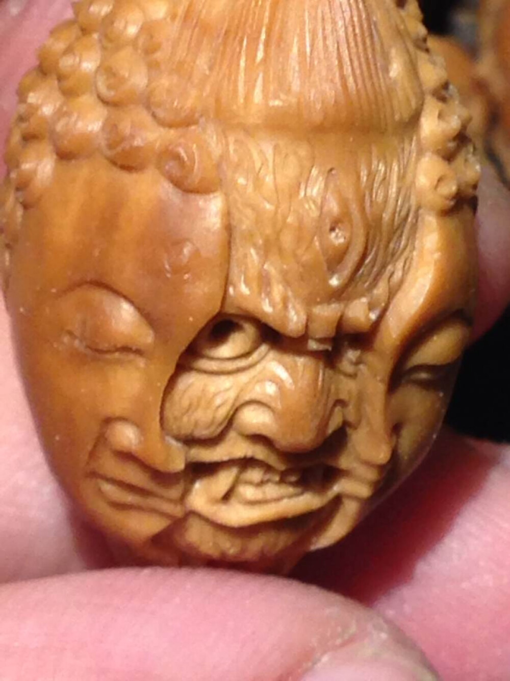 魔由心生 核雕藝術(shù)的靈魂與技藝